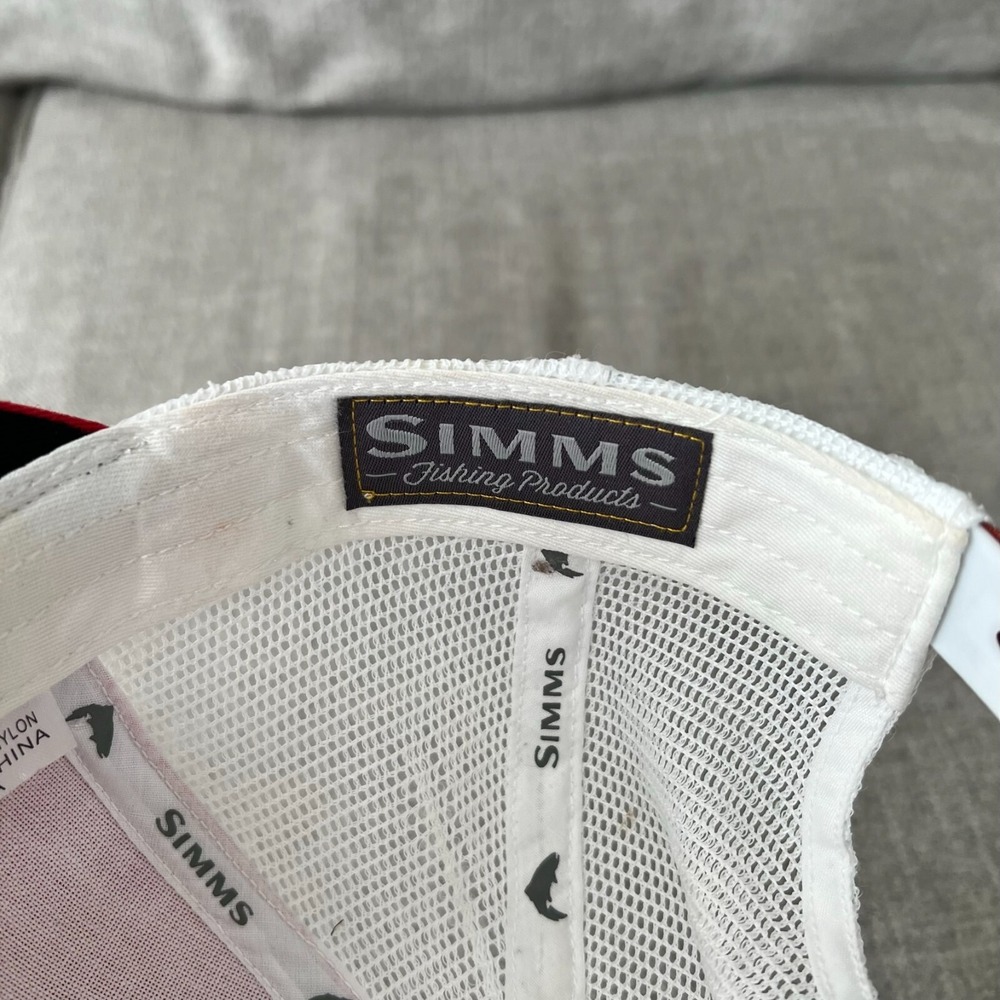 Simms Fishing Catch and Release Patch Red White Trucker Snapback Cap Hat - Picture 6 of 7